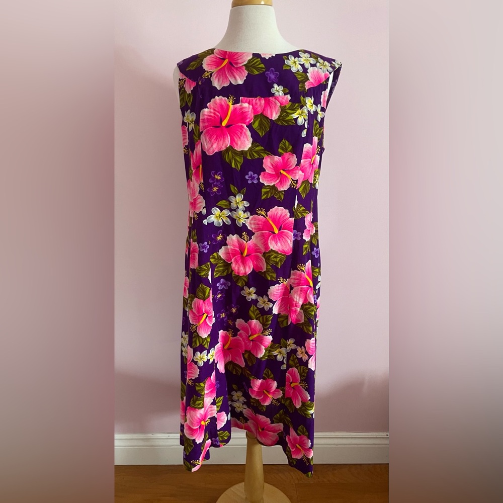 Vintage Floral Hawaiian Dress